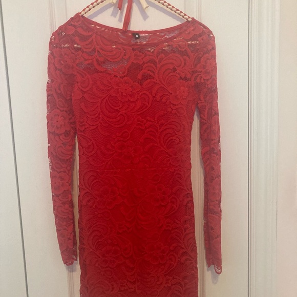 H&M Embroidered Red Dress - Picture 4 of 9